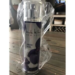 2 Nicole Miller New York Fresh Rain body mist NEW 8fl oz